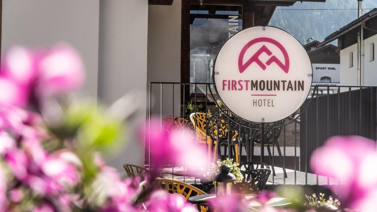 First Mountain Hotel Oetztal レンゲンフェルト エクステリア 写真